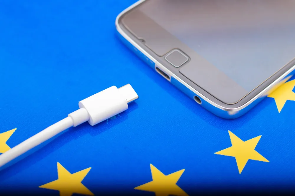 EU regulations: the end of Lightning Apple devices in 2025