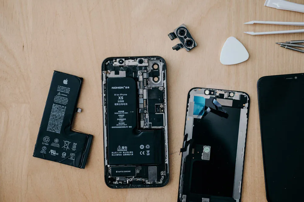 Refurbishing company smartphones: good for the balance sheet and the environment