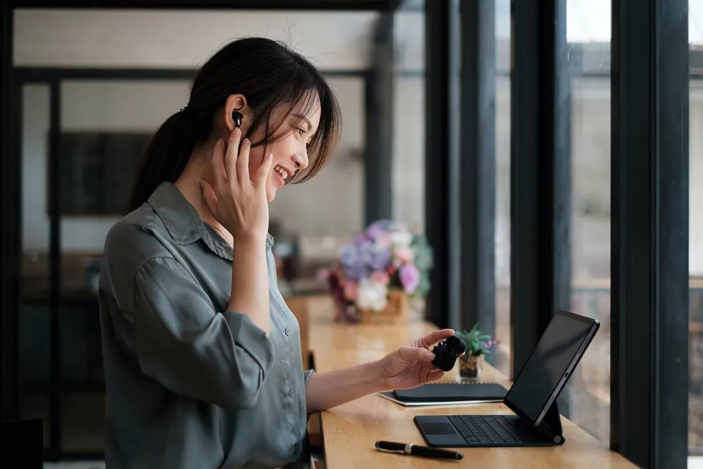 Company tablets: To rent or not to rent?